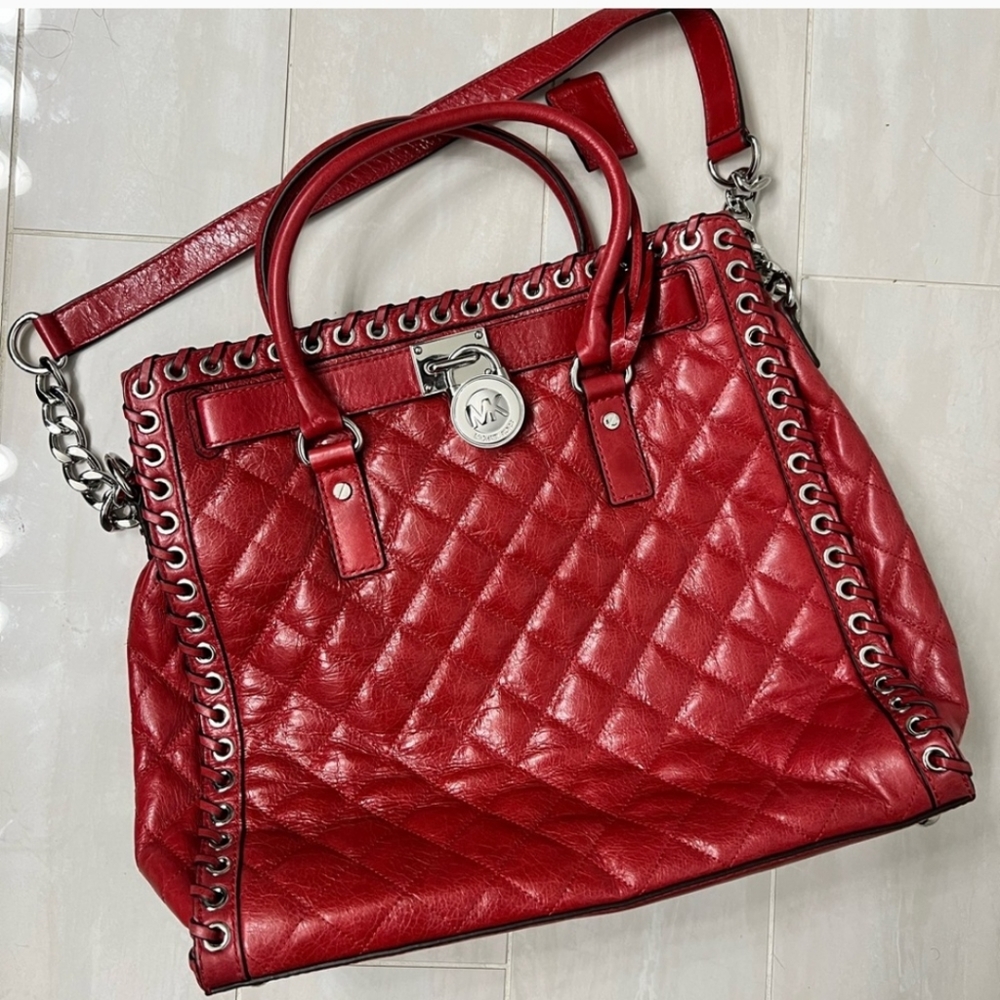 Michael Kors Hippie Gromet Quilted Hamilton